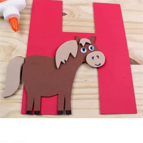 19 Fun Preschool Horse Crafts for Kids - A Crafty Life