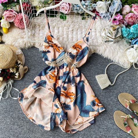 BLACK WHITE STRIPE ONE PIECE BIKINI On Luulla