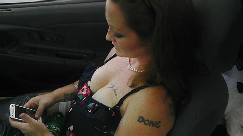 White Trash Milf Show Pussy Porn Pictures Xxx Photos Sex Images Pictoa