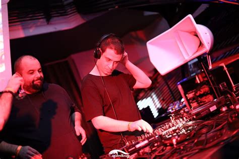 techno15 - PRESSALERT.ro