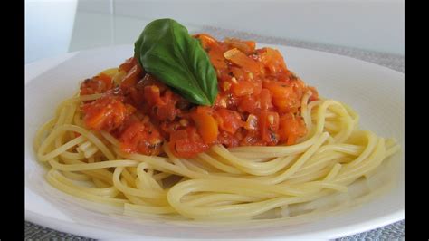 Espaguetis A La Napolitana Auténtica Receta Italiana De Pasta Youtube
