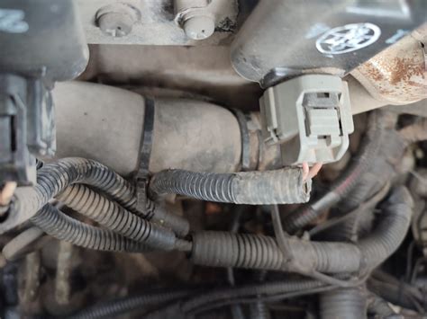 Замена нижнего патрубка радиатора. — Chevrolet Lacetti Sedan, 1,6 л ...
