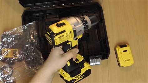 DeWalt DCD991P2 - Accessories included and quick overview (no ...