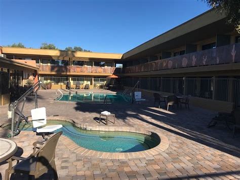 Best Western Royal Sun Inn And Suites 88 ̶1̶0̶4̶ Updated 2018