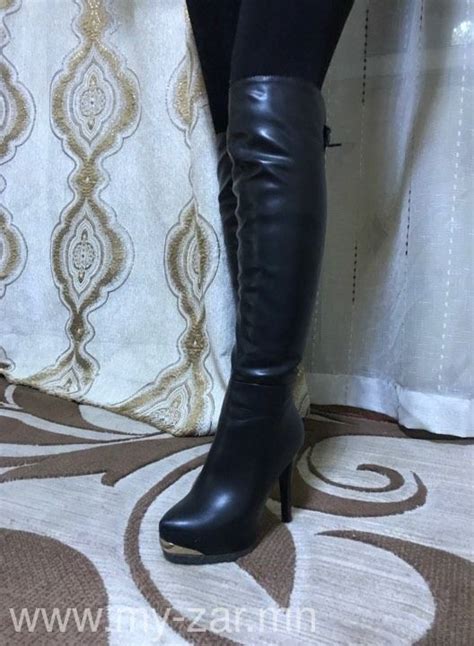 Италиас ирсэн гоёлын гутал зарна