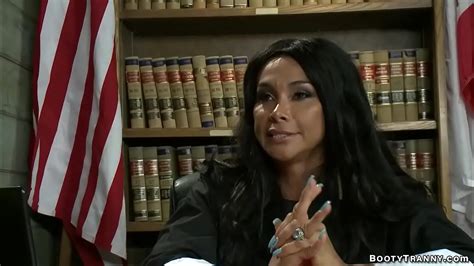 Big Tits Brunette Latina Shemale Judge Vaniity Seduces Offender S Jack In Her Office And Steips