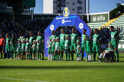 Escalações De Chapecoense X América Mg - Chapecoense x América-MG: saiba onde assistir e as escalações para o ...