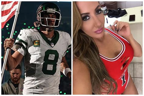 Aaron Rodgers Receives Hot Proposal From Porn Star Richelle Ryan To