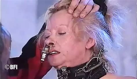 Garage Porn Videos Sex In Parked Cars Xhamster