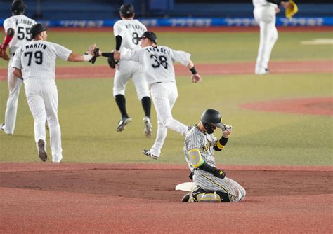 【阪神】佐々木朗希から4度得点圏に走者も得点奪えず 昨年対戦時はプロ初勝利を献上 プロ野球写真ニュース 日刊スポーツ