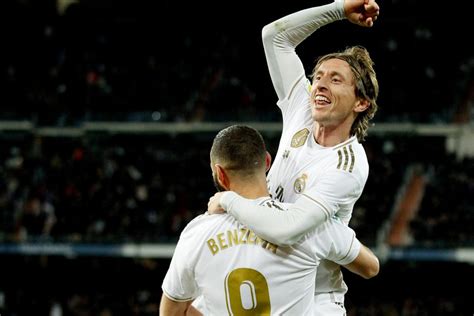 Real Madrid Luka Modric Encense Karim Benzema Senegal7