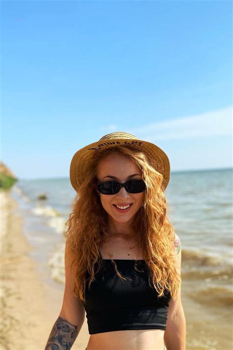 Wonderful Irina Y O From Zurich With Blonde Hair Id Ladadate