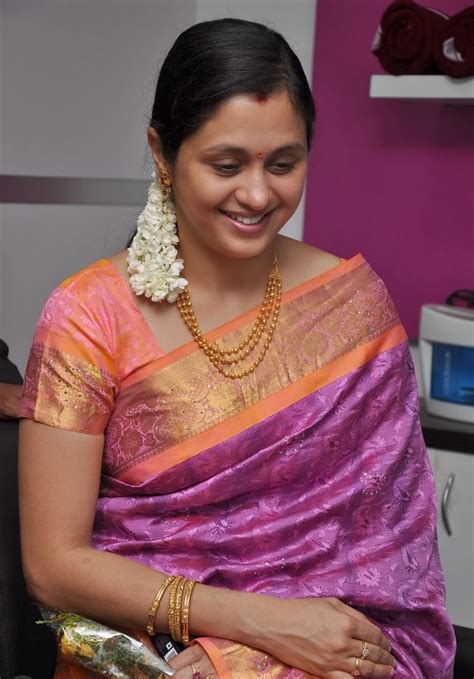 Devayani Hot Saree Stills High Resolution Pictures