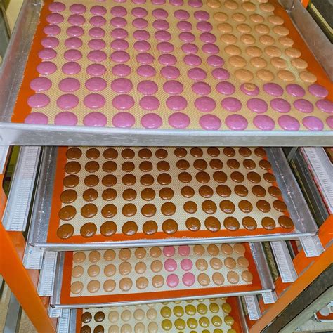 macaron meringue atmacaronid  threads