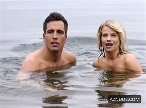 UNTER UNS NUDE SCENES AZNude