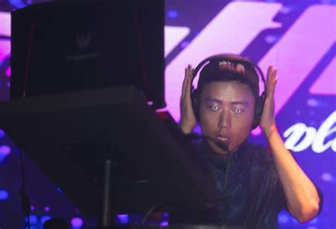 Porno Gay Trios Lalapashow