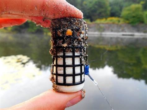 Плавающая кормушка для фидера: как сделать скользящую кормушку своими ...