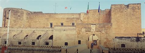 Castello Svevo L Antica Fortezza Di Brindisi Puglia