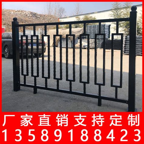 Zinc Steel Guardrail Wrought Iron Hot Dip Galvanized Guardrail Courtyard Fence Stair Handrail