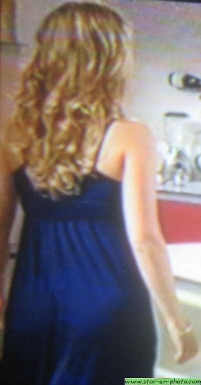 Naked Aurélie Vaneck in Plus belle la vie