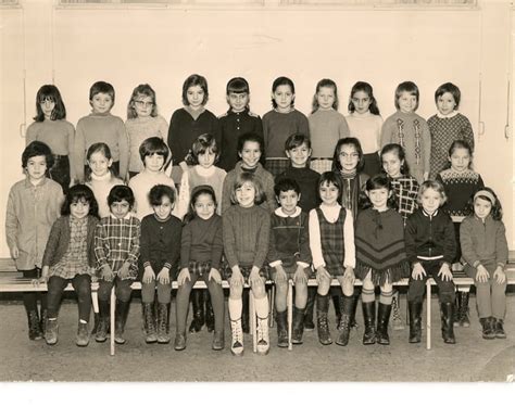 Photo De Classe Cm De Ecole Delambre Copains D Avant