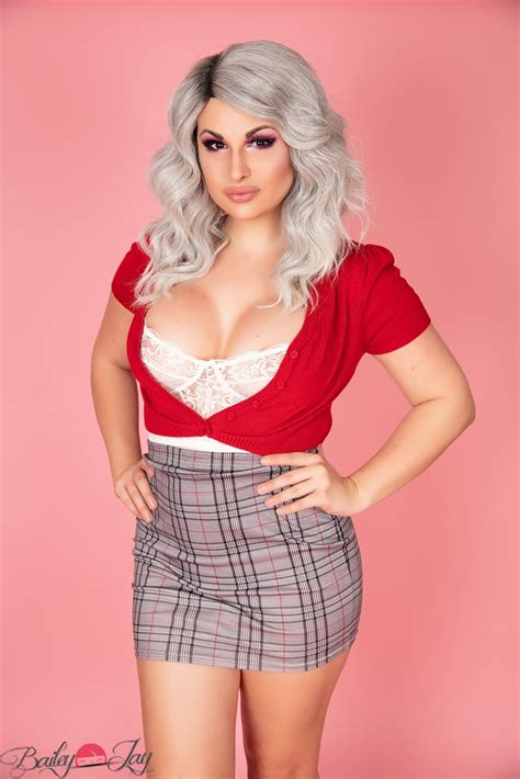 Top Tgirl Models 127K Hot Daily TS Girl Updates On Twitter Pencil Skirt Hottie Bailey Jay