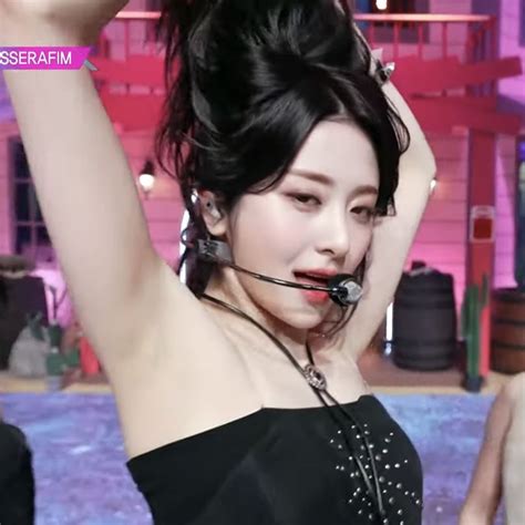 Le Sserafim Yunjin Korean Pop Stars Yunjin Kim Hot Kpop