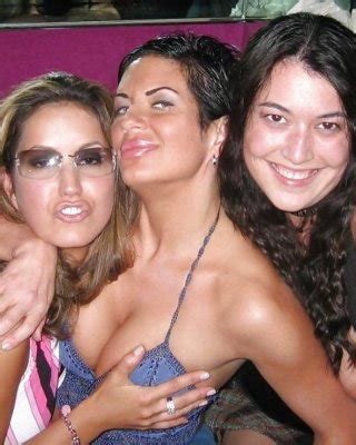 Nip Slips And Downblouses Porn Pictures XXX Photos Sex Images 321853 PICTOA