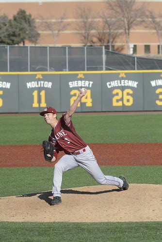 _BSB4442 | Hamline University Sports Information | Flickr