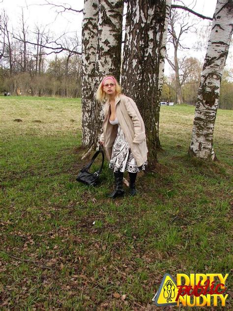 Luba Pissing In Public Park Porn Pictures XXX Photos Sex Images 2682259 PICTOA