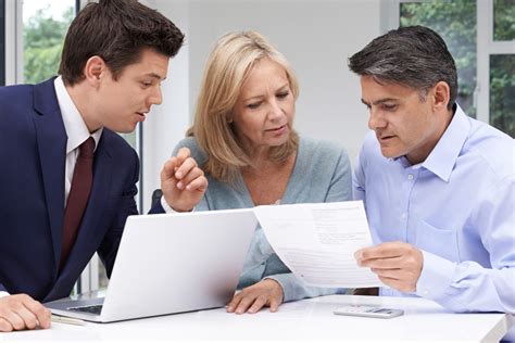 How To Choose A Financial Advisor