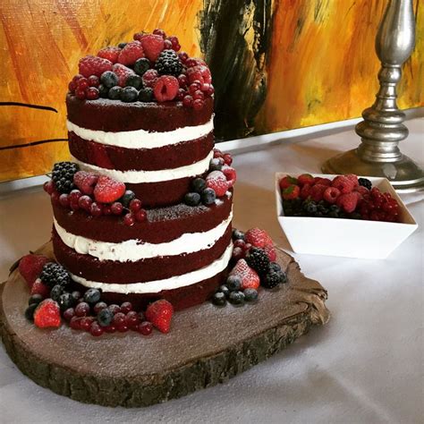 Naked Red Velvet Cake Fayelicious Cakestudio Cakes Cake Taart