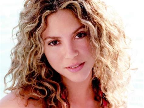 Spicygallery Shakira Hot Spicy Bikini Photos