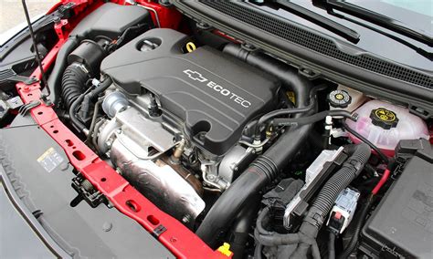 Chevrolet Cruze: в чем разница ДВС 1.6 и 1.8 литра?