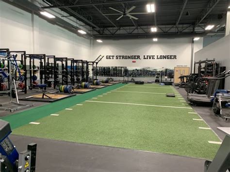 4th Ave Gym Foothills Updated May 2025 40 Photos 7929 E 32nd St