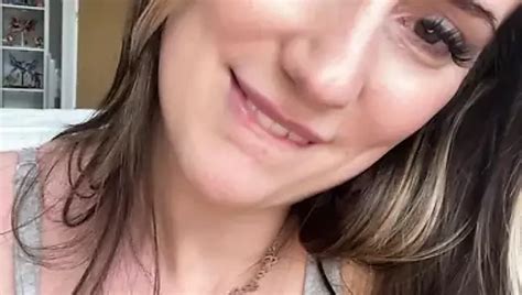 British Bored Housewife JOI Amateur Amateur Porn Feat Onlychlo33