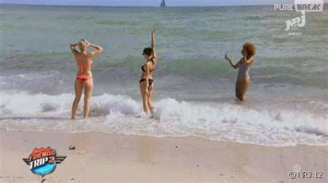 Naked Nadège Lacroix in Friends trip