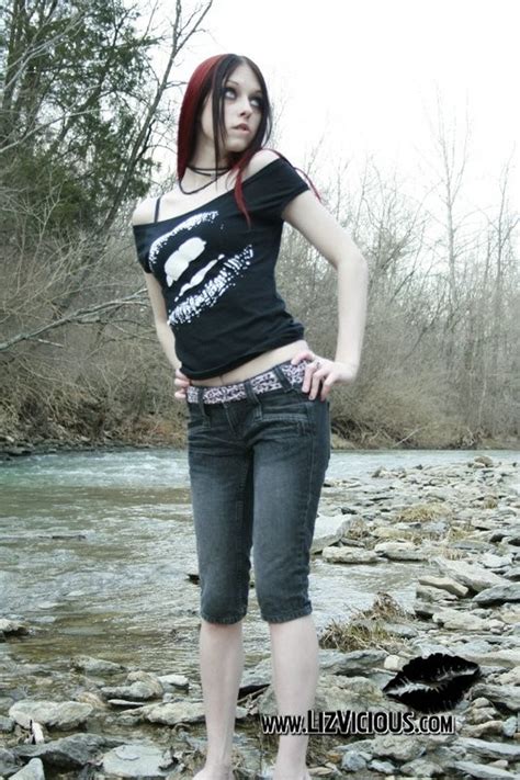 Gothic Liz Shows Her Tiny Titties Porn Pictures XXX Photos Sex Images PICTOA