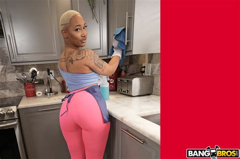 Bangbros Thick Ass Daphne The Thickest Cums The Quickest Pix Pics