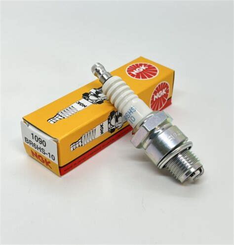 NGK BR6HS-10 Spark Plug - Yamaha 2 & 4-Stroke Outboards 87295110904 | eBay