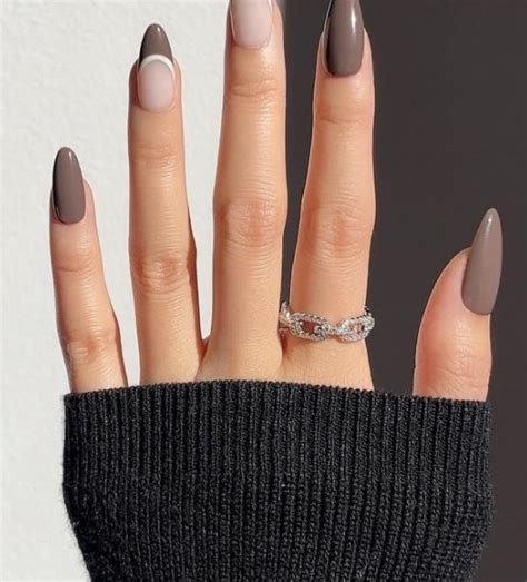 40 Classy Taupe Nail Designs You Need To Try This Season Your Classy Look