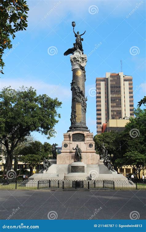 Statue Of Liberty In Guayaquil Ecuador Stock Image Image Of Avenue