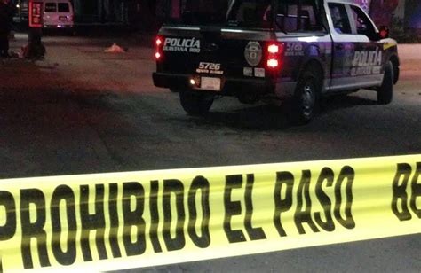 Comando Irrumpe En Fiesta De Xv A Os En Canc N Y Ejecuta A Dos Hombres