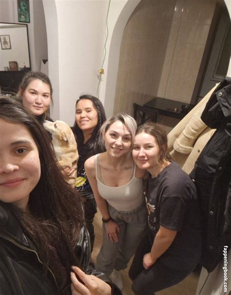 Dear Iris Dear Iris Nude OnlyFans Leaks Fappening Page 2 FappeningBook