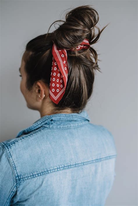 how to tie a bandana around your head 4