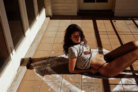 Topless Photos Of Caitlyn King Porn Pictures Xxx Photos Sex Images Pictoa