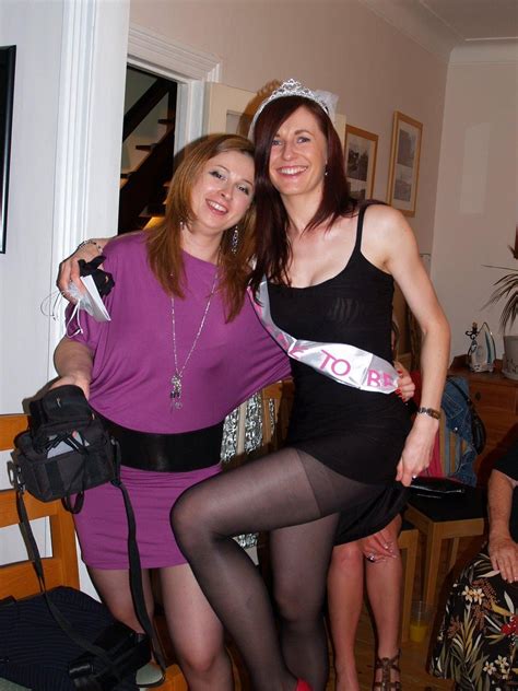 Amateur Pantyhose On Twitter Friends Posing In Pantyhose