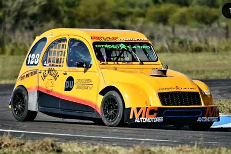 Autódromo Gualeguaychú inicia el campeonato de TC del Litoral y