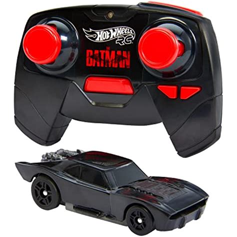 Ripley COCHE CARRERA HOT WHEELS RECARGABLES A ESCALA 1 64 CONTROLADOS POR RADIO