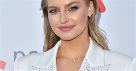 Karolina Pisarek W Sk Pym Bikini Na Instagramie Str J Niewiele Zas Ania Wiat Seriali W